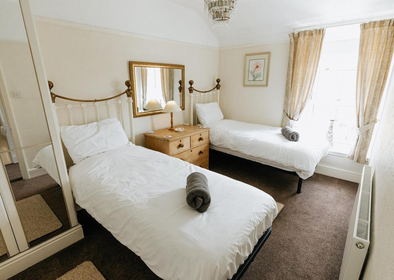Willow Cottage - Cost 3 Bed Cottage In Penrhyn Bay With Sea Views With Access To Snowdonia Rhôs-on-Sea Eksteriør bilde